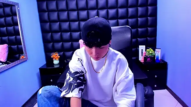 Snapshot of Im_Mathias chatting on 09.13.25 Im Mathias online show from 09.13.25