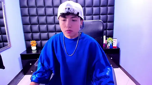 Snapshot of Im_Mathias chatting on 09.16.25 Im Mathias online show from 09.16.25