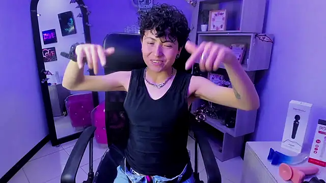 Snapshot of Im_Mathias chatting on 10.11.25 Im Mathias online show from 10.11.25