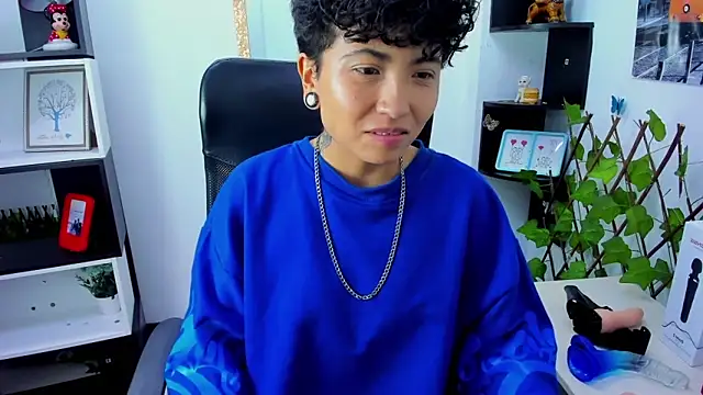 Snapshot of Im_Mathias chatting on 10.15.25 Im Mathias online show from 10.15.25