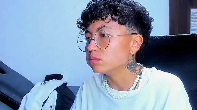 Im Mathias online show from 02.17.26