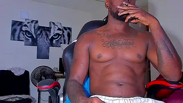 Snapshot of ray_long222 chatting on 05.16.26 ray long222 online show from 05.16.26