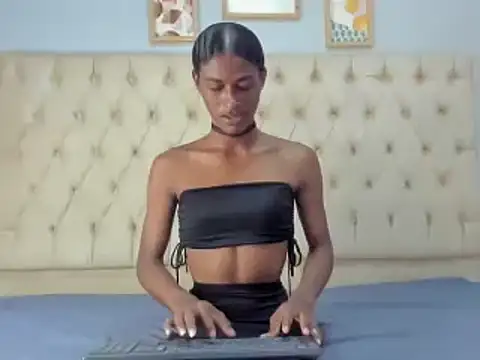 Snapshot of angelica_sexy1 chatting on 01.08.25 angelica sexy1 online show from 01.08.25