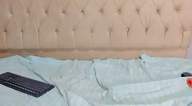 Snapshot of angelica_sexy1 chatting on 01.27.25 angelica sexy1 online show from 01.27.25