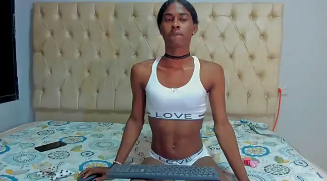 Snapshot of angelica_sexy1 chatting on 02.11.25 angelica sexy1 online show from 02.11.25