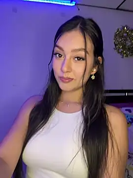 Snapshot of kanne_mia chatting on 02.25.25 kanne mia online show from 02.25.25