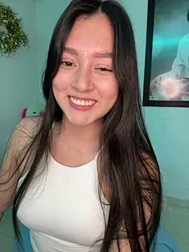 Snapshot of kanne_mia chatting on 03.12.25 kanne mia online show from 03.12.25