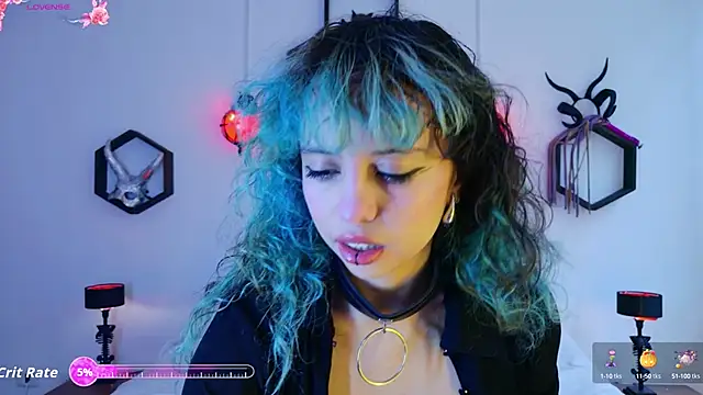 Snapshot of Sweet_Chaos chatting on 10.07.25 Sweet Chaos online show from 10.07.25