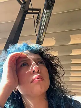 Snapshot of Sweet_Chaos chatting on 11.02.25 Sweet Chaos online show from 11.02.25