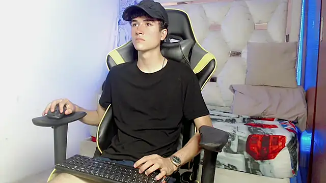 johnny cagee online show from 09.28.25