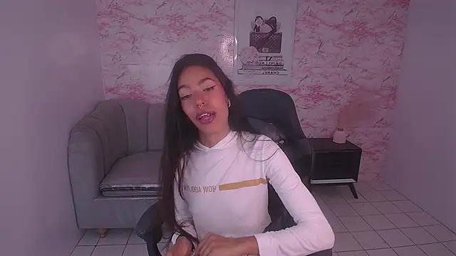 stephania t online show from 12.28.24