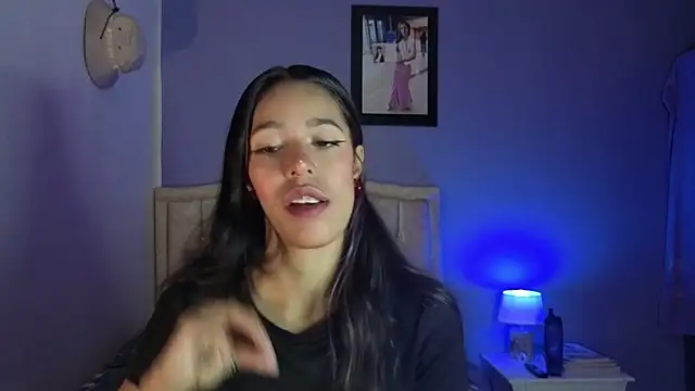 stephania t online show from 04.10.26