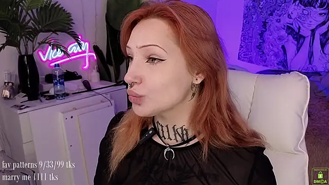 violetviolator online show from 10.10.25