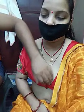 Snapshot of Manjudear chatting on 07.18.26 Manjudear online show from 07.18.26