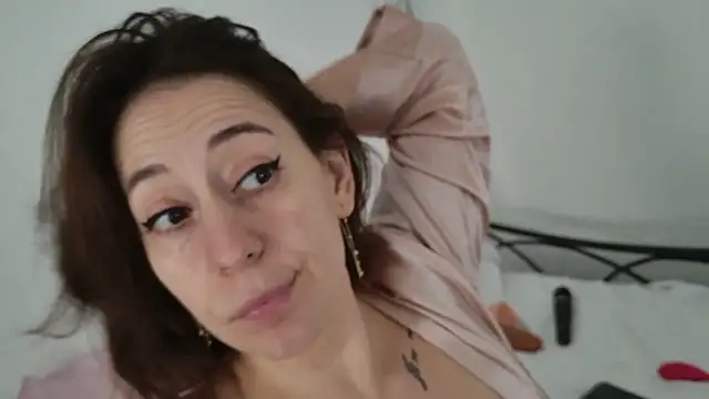 Renattasweetboobs online show from 01.16.25