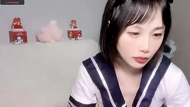 Snapshot of LaoSHI-999 chatting on 01.07.25 LaoSHI-999 online show from 01.07.25