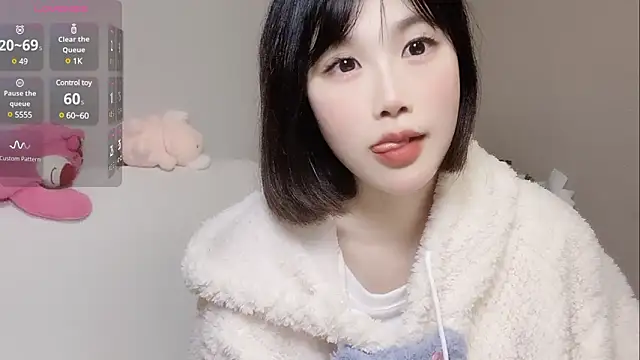 Snapshot of LaoSHI-999 chatting on 02.19.25 LaoSHI-999 online show from 02.19.25
