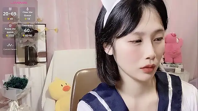 Snapshot of LaoSHI-999 chatting on 03.15.25 LaoSHI-999 online show from 03.15.25