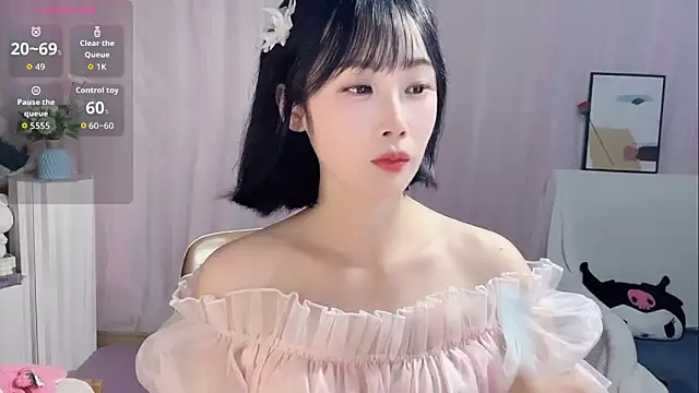 Snapshot of LaoSHI-999 chatting on 09.28.25 LaoSHI-999 online show from 09.28.25