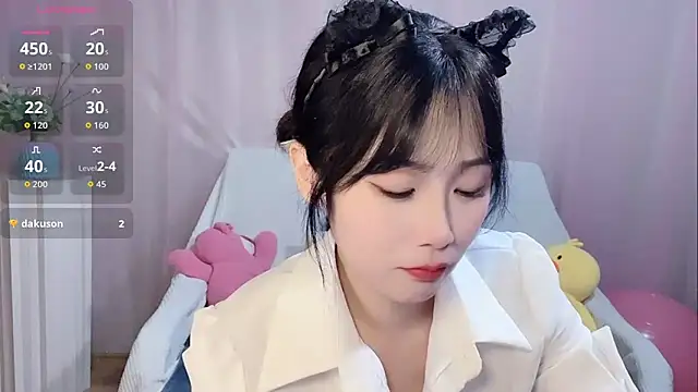 Snapshot of LaoSHI-999 chatting on 11.03.25 LaoSHI-999 online show from 11.03.25