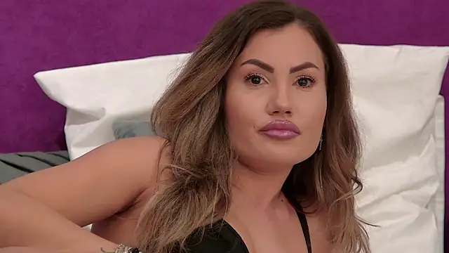 CelineHuddson online show from 01.19.25