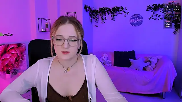 luna berryy online show from 07.14.26