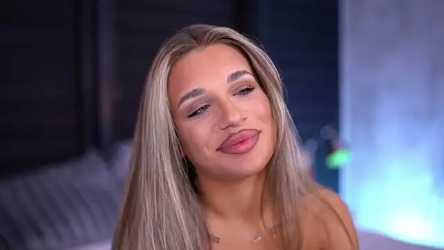 Candy Ivy online show from 01.25.25