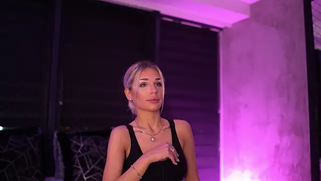 Candy Ivy online show from 11.10.25