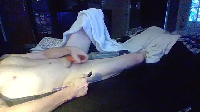 Snapshot of ThatPlatinumD chatting on 02.19.26 ThatPlatinumD online show from 02.19.26