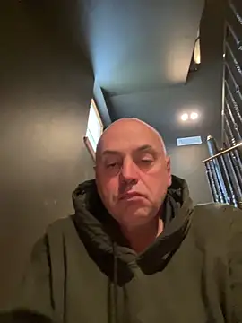 Snapshot of pantomax chatting on 12.08.24 pantomax online show from 12.08.24