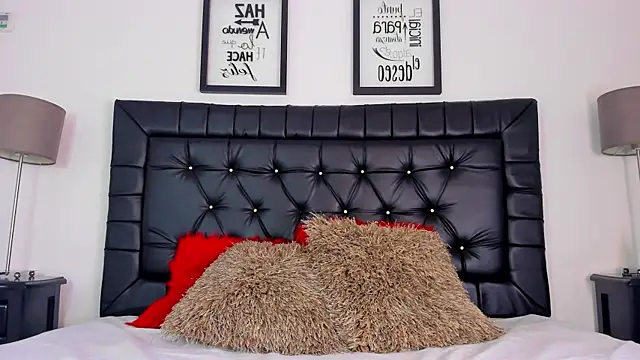 amberlitle online show from 11.12.25