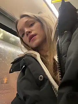 KitteCat online show from 12.18.24