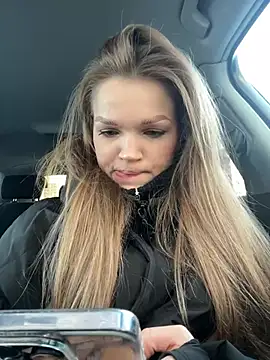 KitteCat online show from 02.19.25