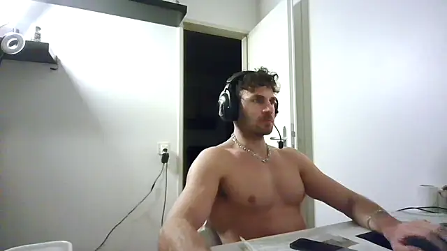 alpha-hunk online show from 12.13.25