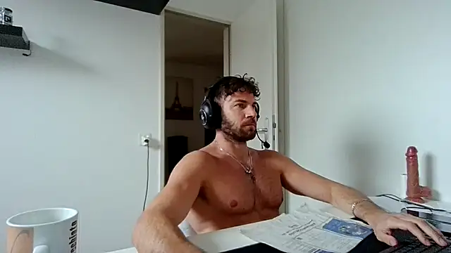 alpha-hunk online show from 03.25.26