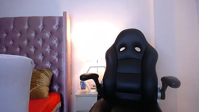 Sr Magnus  online show from 10.11.25