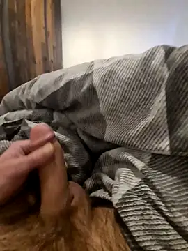 Snapshot of NiceBone000 chatting on 12.14.25 NiceBone000 online show from 12.14.25