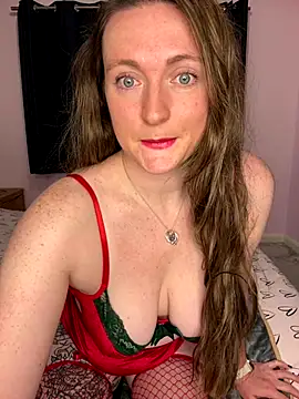 BustyBonnieUK online show from 12.18.25