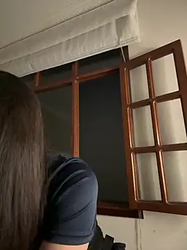 aurora divine online show from 11.03.25