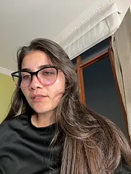 aurora divine online show from 12.04.25