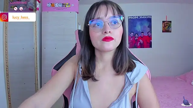 Lucyy-hess online show from 04.16.26