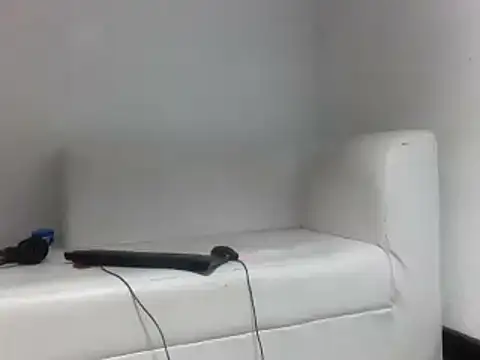 dani07- online show from 01.27.25