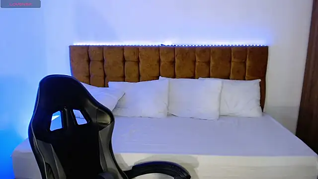 alexiaaross online show from 10.02.25