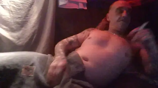 Snapshot of CandiedPompano chatting on 10.06.25 CandiedPompano online show from 10.06.25