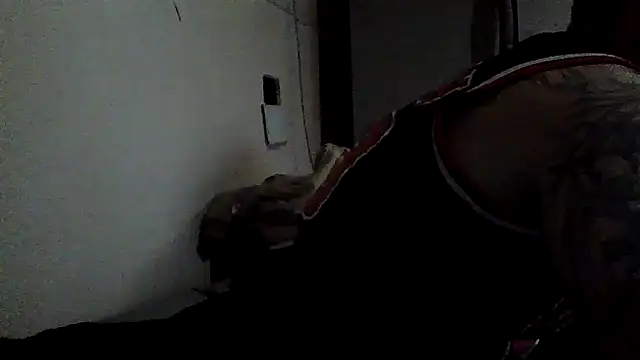 Snapshot of CandiedPompano chatting on 10.19.25 CandiedPompano online show from 10.19.25