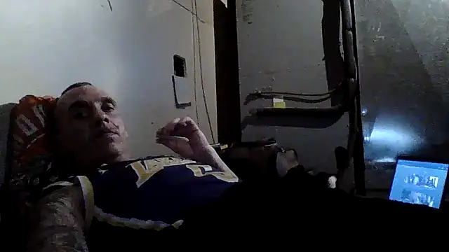 Snapshot of CandiedPompano chatting on 10.20.25 CandiedPompano online show from 10.20.25