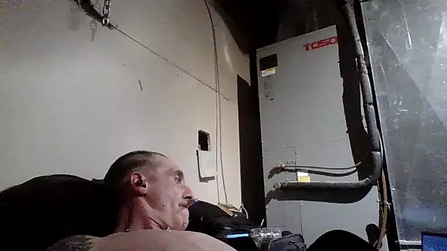 Snapshot of CandiedPompano chatting on 10.21.25 CandiedPompano online show from 10.21.25