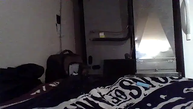 Snapshot of CandiedPompano chatting on 10.24.25 CandiedPompano online show from 10.24.25