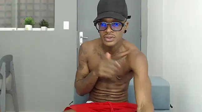 Snapshot of asaapr chatting on 12.28.24 asaapr online show from 12.28.24