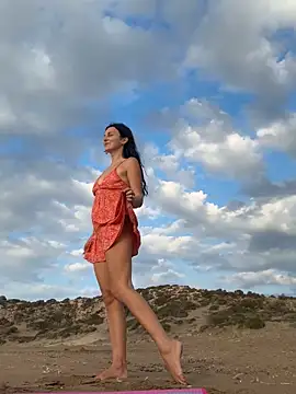 -OLYA- online show from 10.14.25